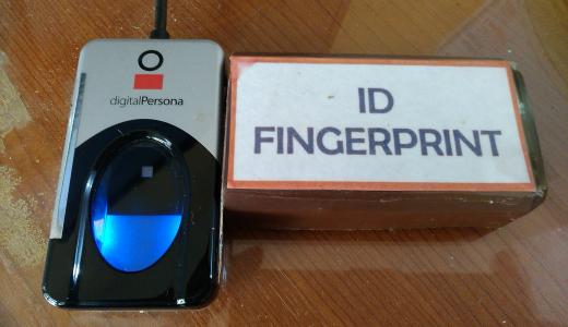 Searching ID penderita melalui detector Fingerprint.jpg